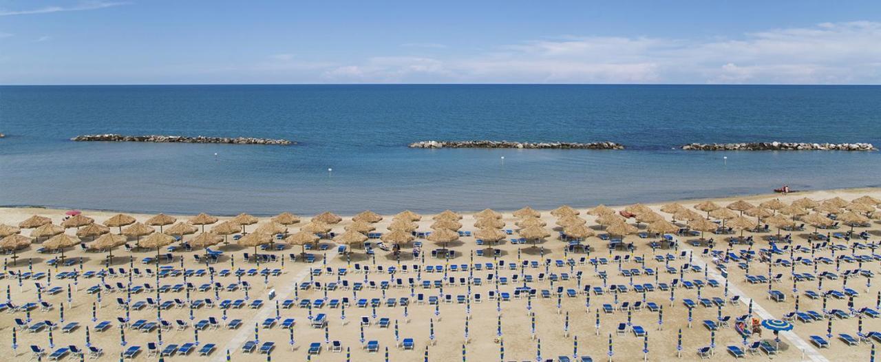 Camping Torre Mucchia Ortona Eksteriør billede